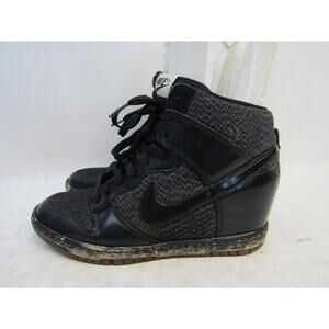 NIKE Womens Size 8 Black Lace Up Wedge Ankle Casual Sneaker Shoes